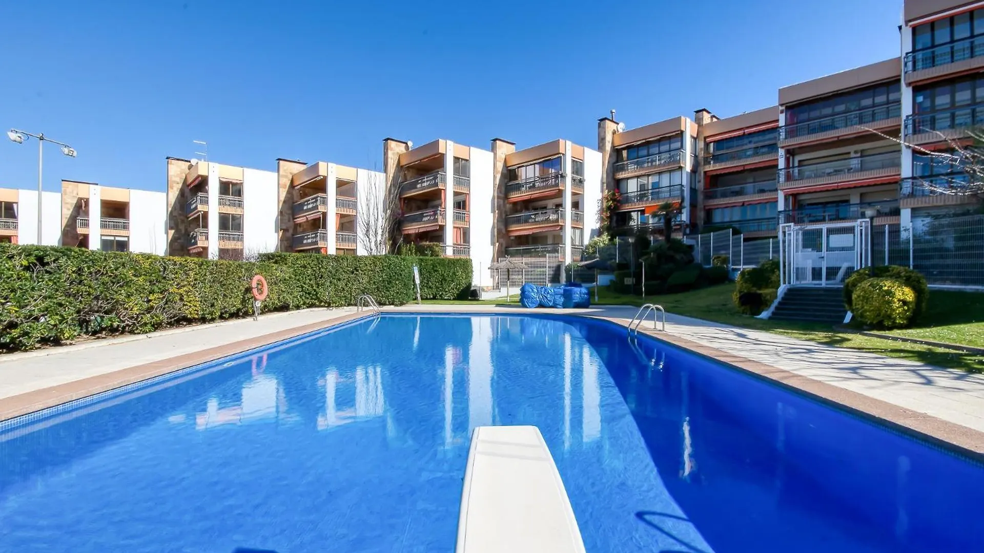 Can Paramon G 2 2 Roses Apartment